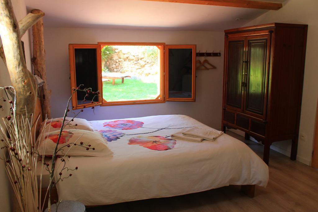 Caseddu Di Poggiale Bed & Breakfast Figari  Room photo